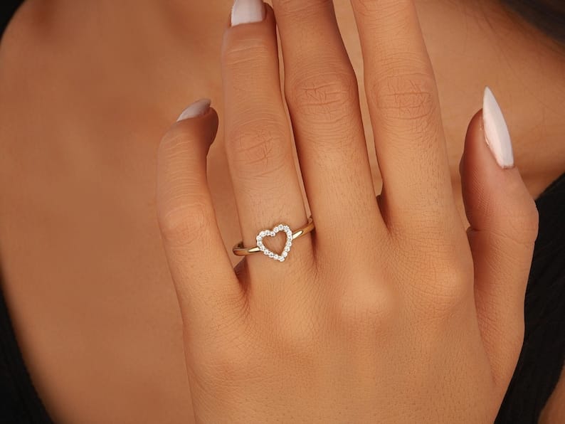 Tiny Heart Ring