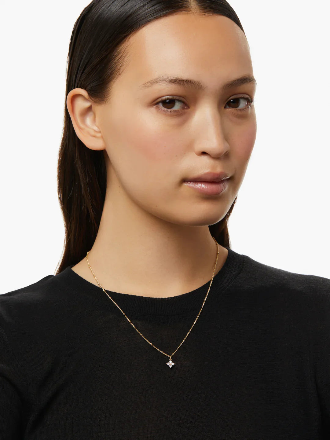 Claire Flower Necklace