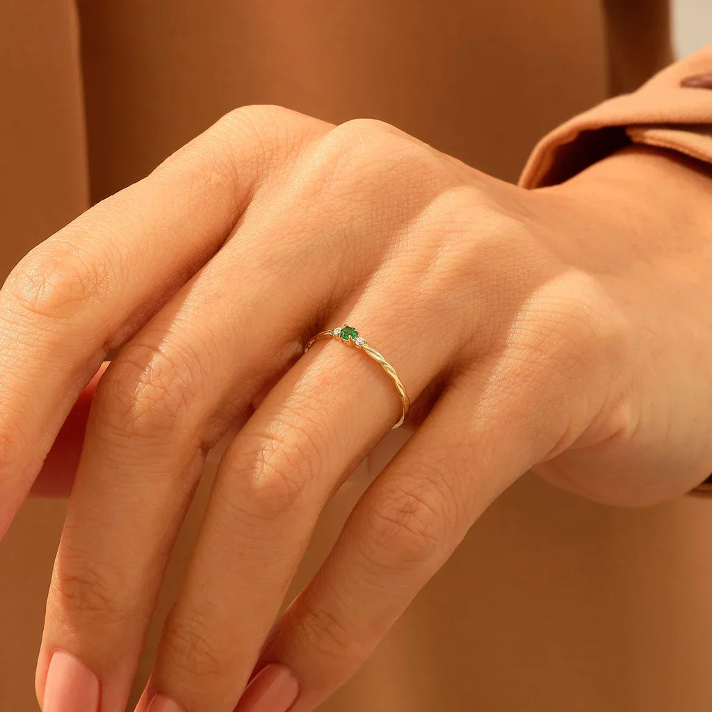Minimal Emerald Ring | 925 Silver