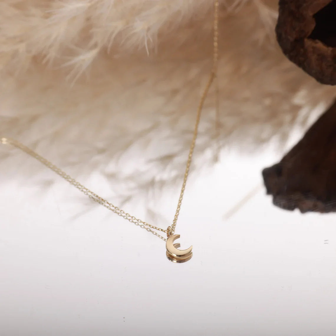 Minimal Moon Necklace