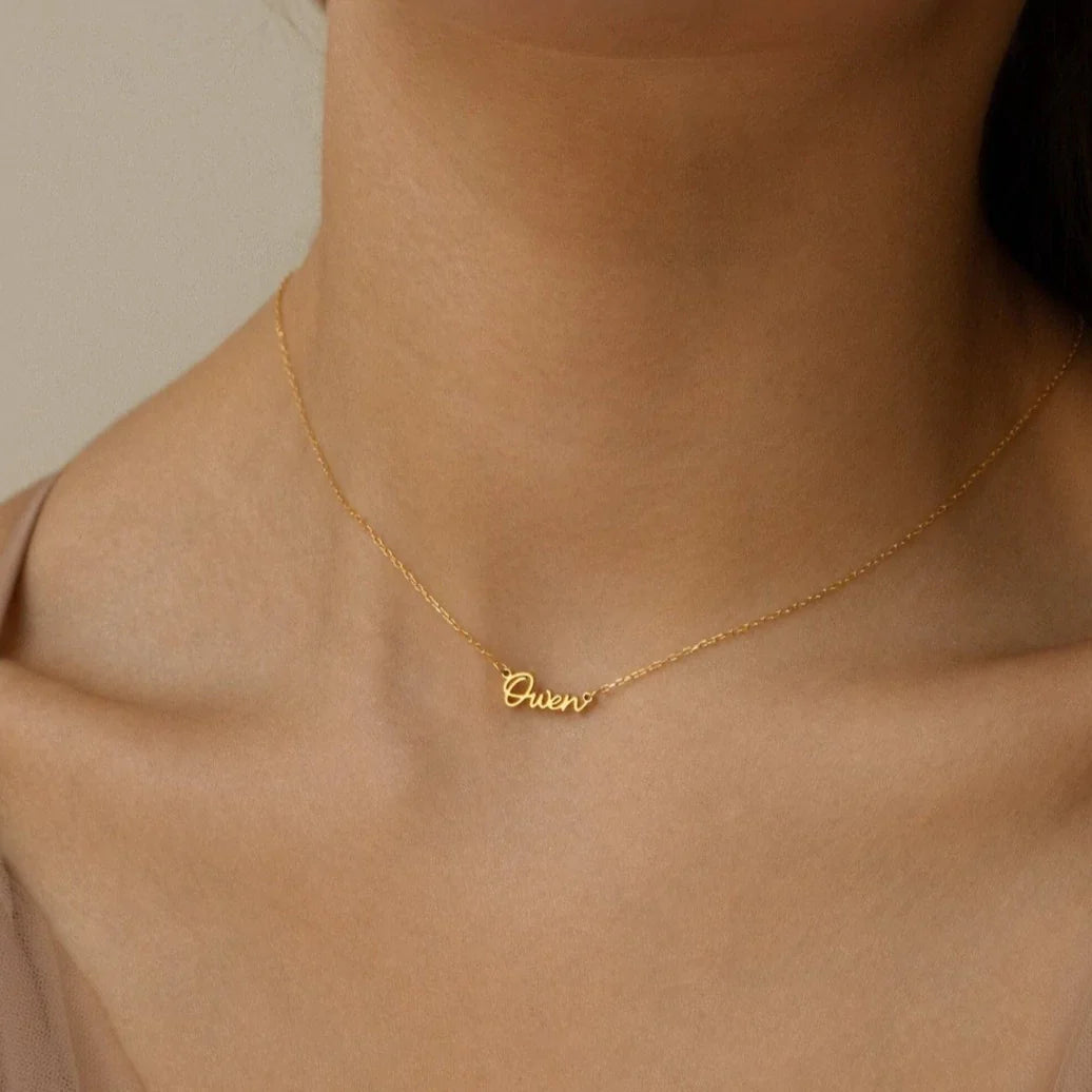 Tiny Soulfeel Name Necklace